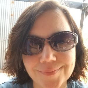 Meet your Posher, Lynn